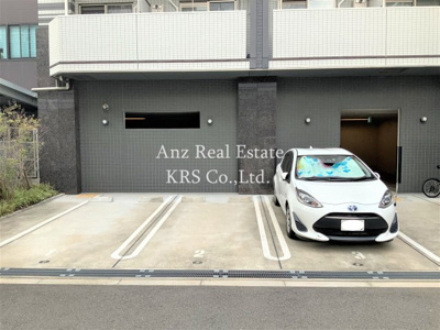 【駐車場】 | リーガル京町堀Ⅱ | 敷地内に駐車場あり！空き情報は都度お問い合わせください！