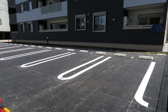 GRACE鴻池の駐車場