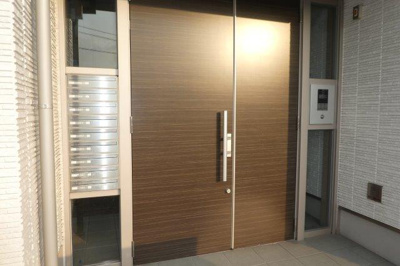 【エントランス】 | リーオグレイス | オートロック