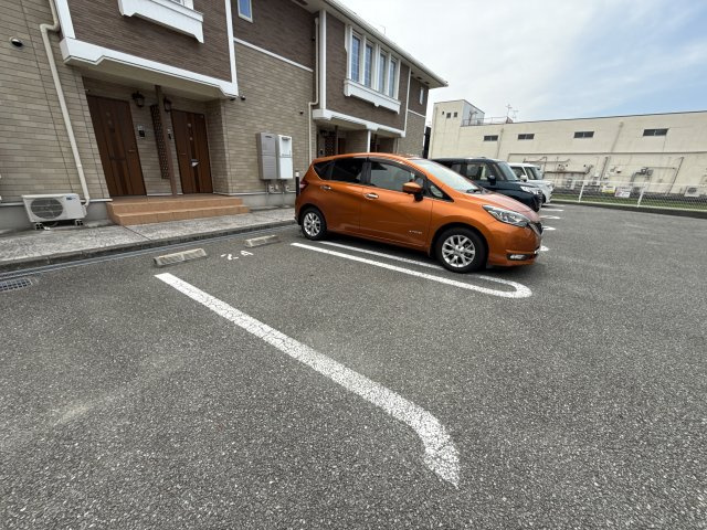 スピカⅡの駐車場