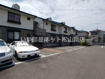 【駐車場】 | フレンドリーハイツ日野　A棟