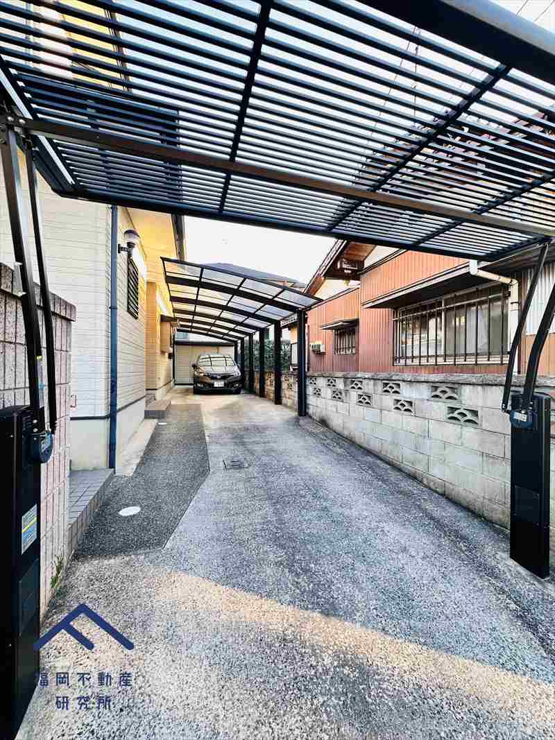 宗像市自由ヶ丘7丁目　戸建ての駐車場