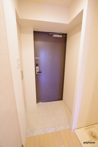 エスリード京橋ステーションプラザ　仲介手数料無料の玄関