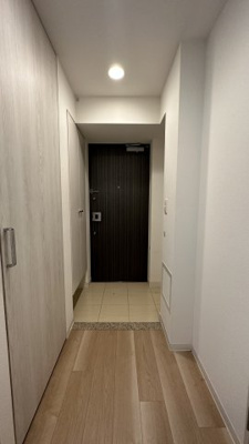 【玄関】 | ファーストフィオーレ難波南パークサイド | シンプルで使いやすい玄関です