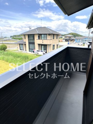 【バルコニー】 | ラフィネ岡崎 | バルコニー付きです