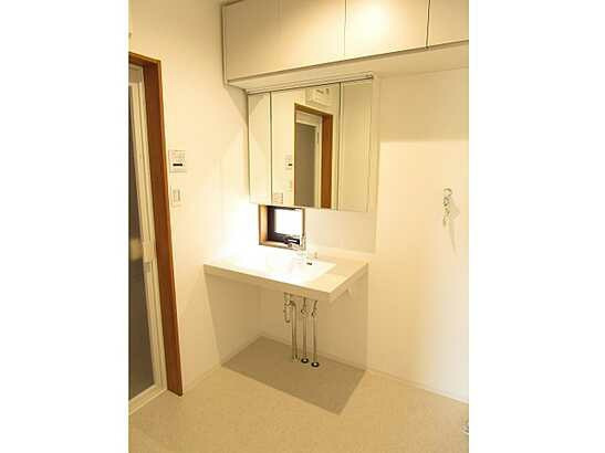 【独立洗面台】