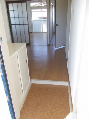 【玄関】 | クリエイティブフォー