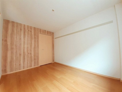 【洋室】 | ロイヤルヒルズ