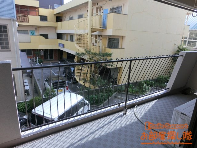 スカイライフ天神のバルコニー