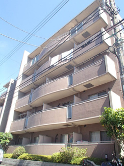 ★緑や公園が多く住みやすい住宅街にあるマンションです★
