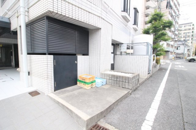 【その他共用部分】 | アンシャンテ岡山 | 敷地内ゴミ置き場