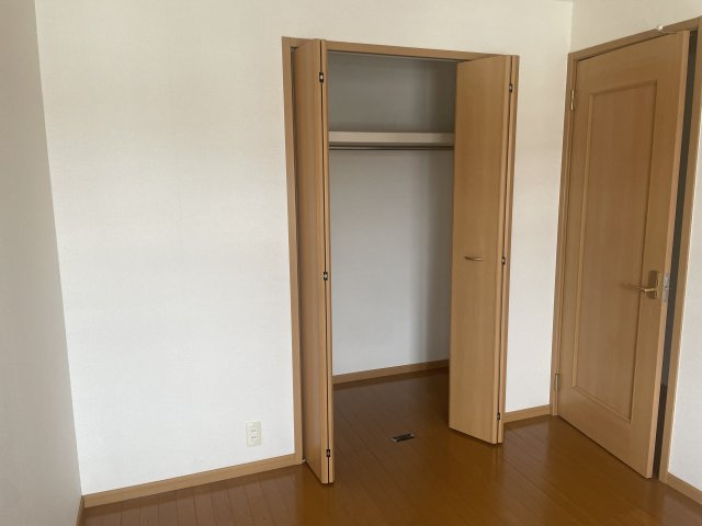 ヒルサイド緑ヶ丘Ｃの収納