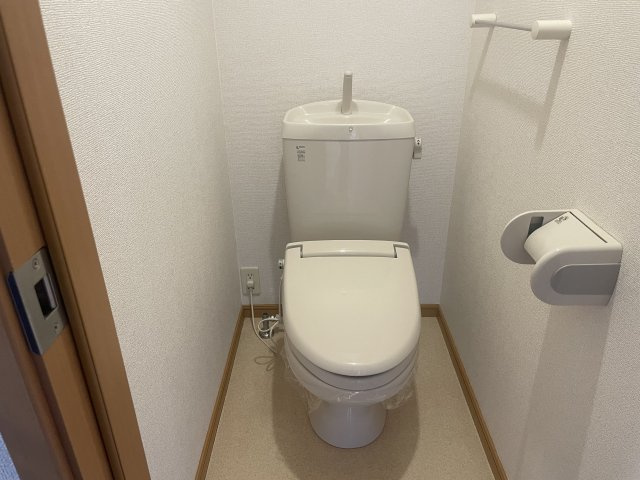 ヒルサイド緑ヶ丘Ｃのトイレ