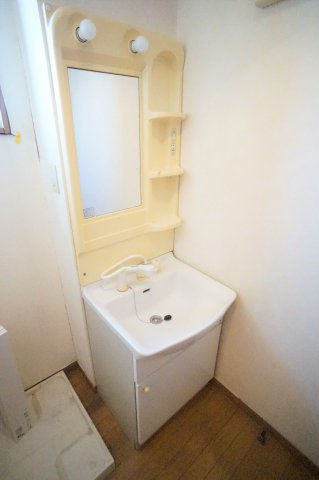 グランピリエの独立洗面台