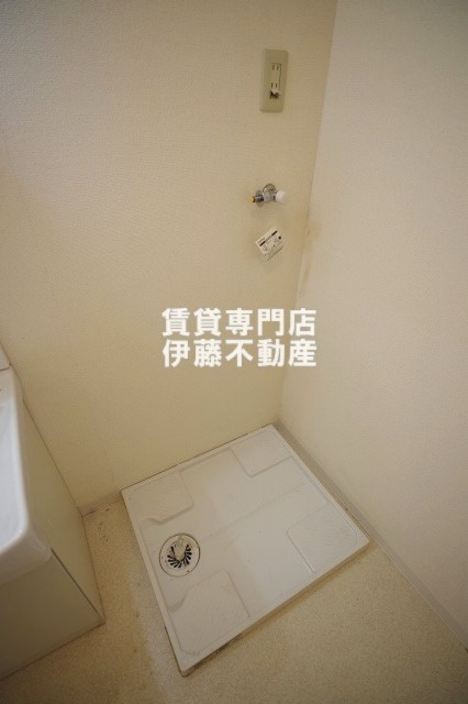 ヴイラージュ歌里の設備|室内洗濯機置場