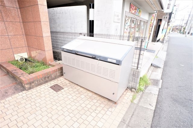 プテイソールのその他|敷地内ゴミ置き場です