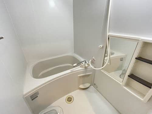 熊本市南区近見８丁目のアパートの浴室