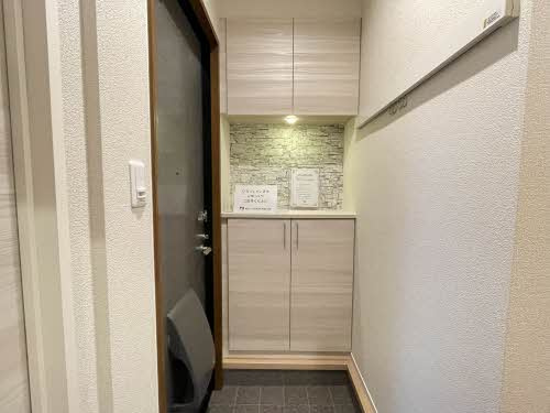 熊本市南区近見８丁目のアパートの玄関