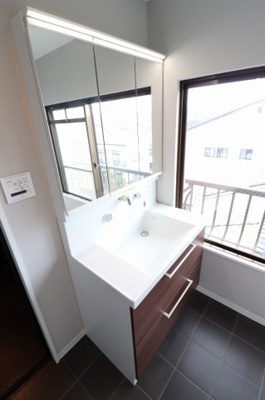 【洗面所】 | スズビル新森