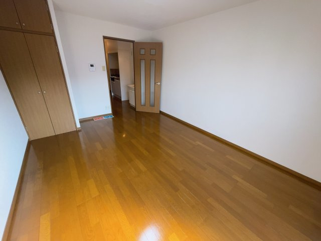 シャトル　ピーチの内装|別部屋同一間取りのお写真となります。