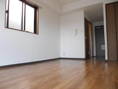 SHICATA　SEPT　BLDG（シカタセットビルディング）の居間・リビング