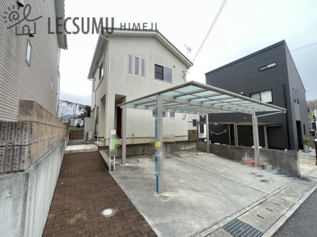 姫路市北原／中古戸建【オーナーチェンジ】の駐車場