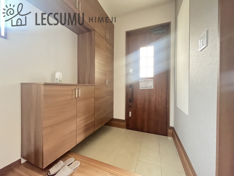 姫路市北原／中古戸建の玄関