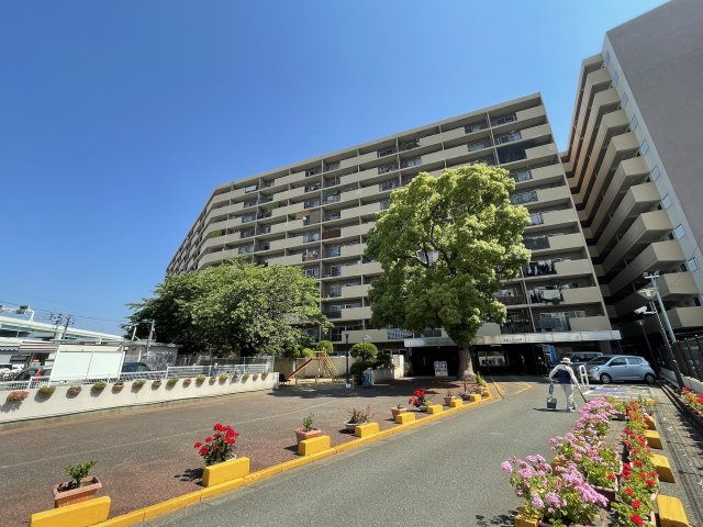 シャルマンコーポ博多の外観