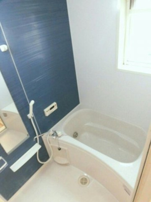 【浴室】 | グレースガーデンⅡ | 落ち着いた空間のお風呂です