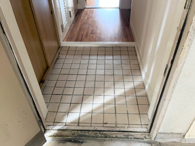 【玄関】 | マンション糸数