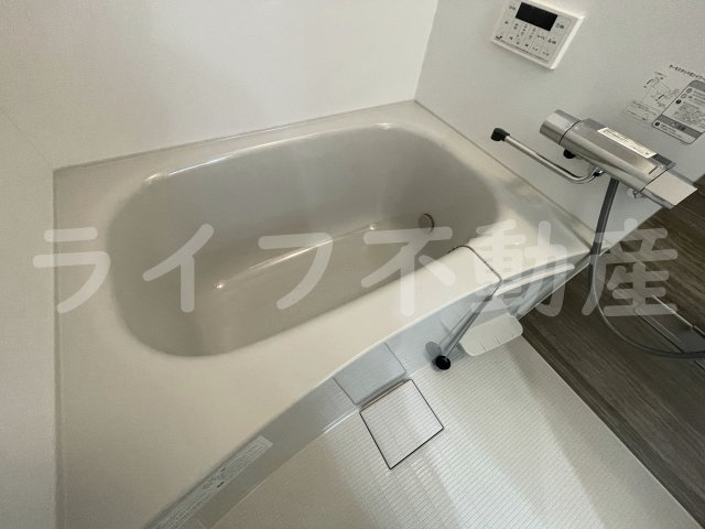 クリエオーレ菱江Ⅱの浴室|きれいなお風呂です