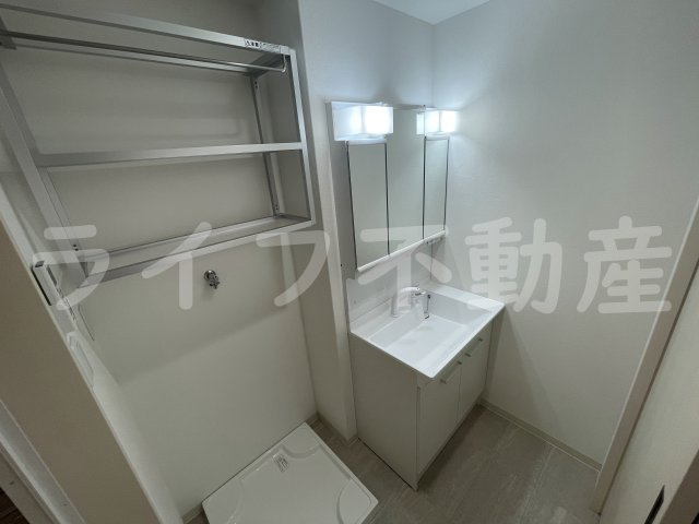 クリエオーレ菱江Ⅱの独立洗面台|独立洗面台、朝の身支度には欠かせません