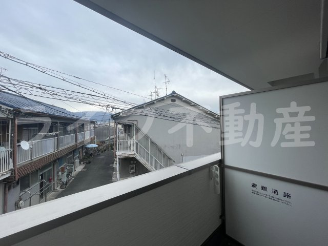 クリエオーレ菱江Ⅱのバルコニー|暖かな日差しのふりそそぐバルコニー