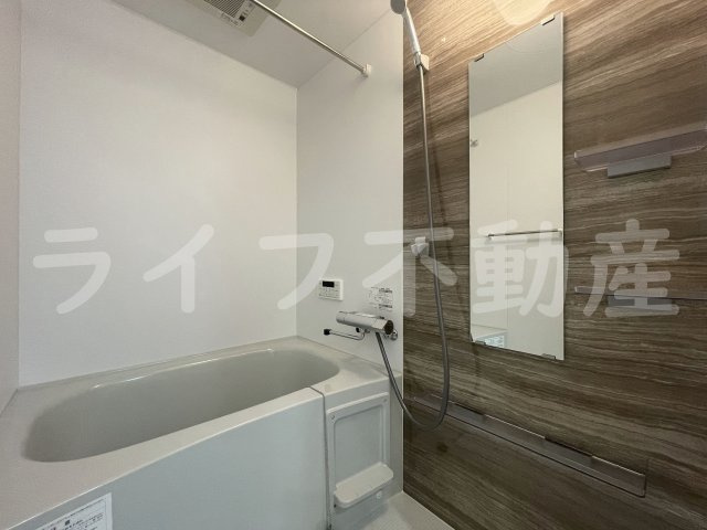 クリエオーレ菱江Ⅱの浴室|日々の疲れを癒すお風呂付です