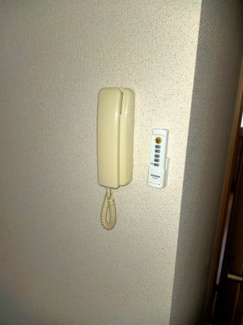 【セキュリティ】 | ロワジール三愛 E