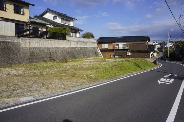 出雲市上塩冶町　建築条件なし　約86坪　間口広々の周辺