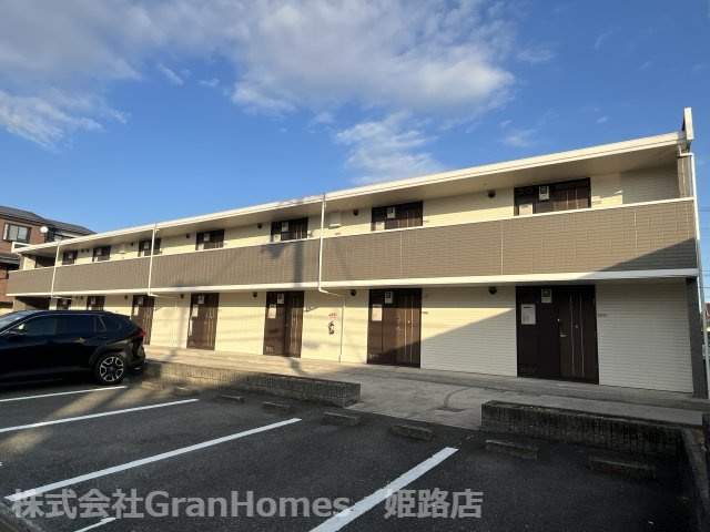 Uグレース飾磨の外観