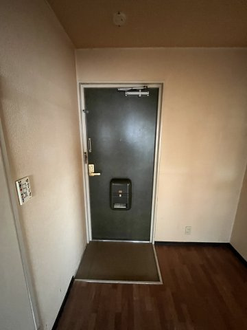 プレアール古川橋の玄関|(参考)同マンション同間取り他部屋の写真