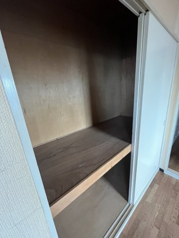 プレアール古川橋の収納|(参考)同マンション同間取り他部屋の写真