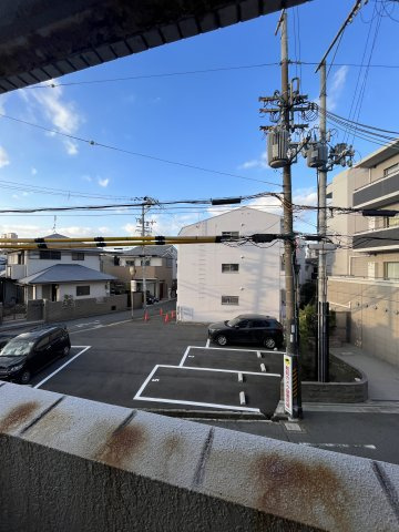 プレアール古川橋の駐車場