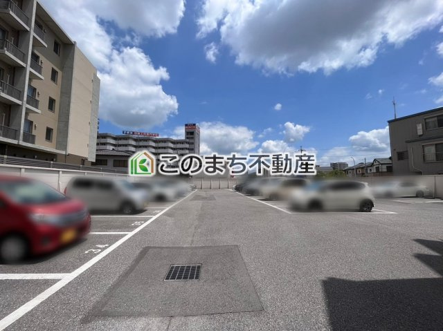 ガーデンコート簗瀬の駐車場|現地写真