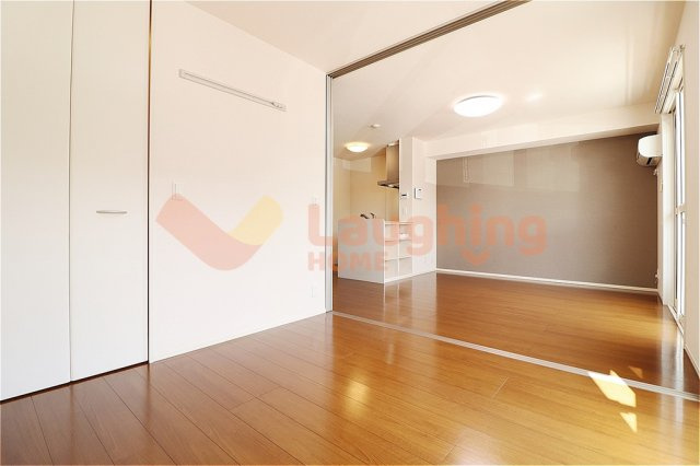 グラン エトワールA棟の洋室