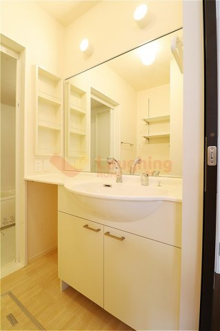 グラン エトワールA棟の洗面所