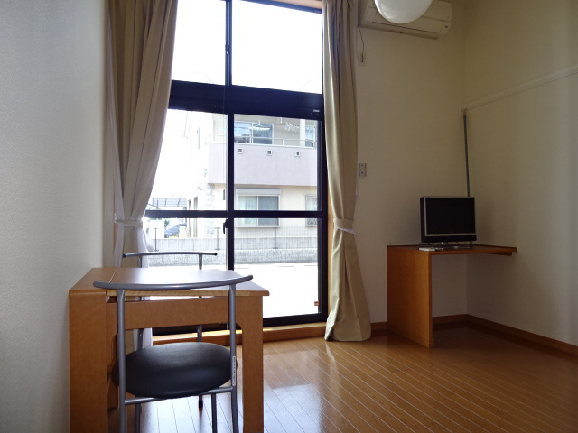 アベニュー高町の寝室