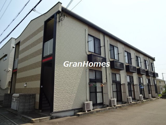 アベニュー高町の外観