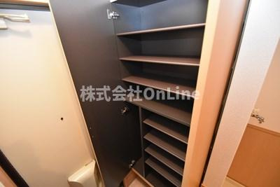 クリエ西山本の収納