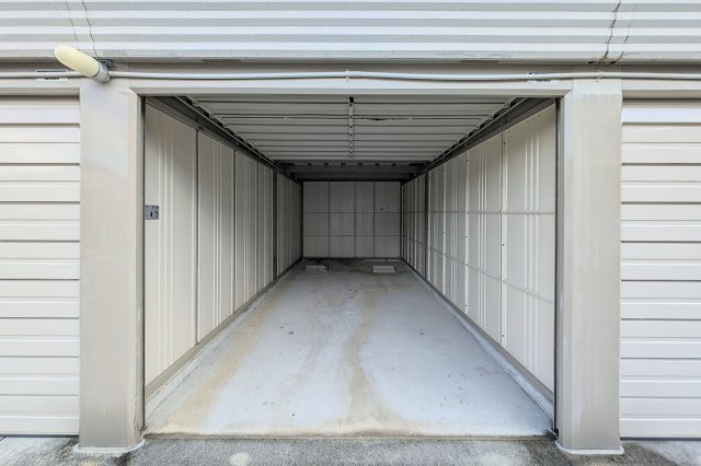  | 住吉2丁目駐車場 | シャッターガレージ(小)：22,000円／月