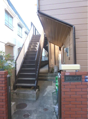 【エントランス】 | 新井ハイツ　13282 | 毎日通るエントランスはこのようになっています