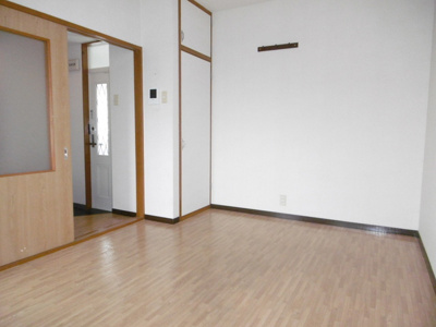 【居間・リビング】 | レジデンス真上