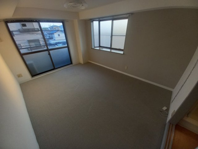 【居間・リビング】 | メラレンタル4